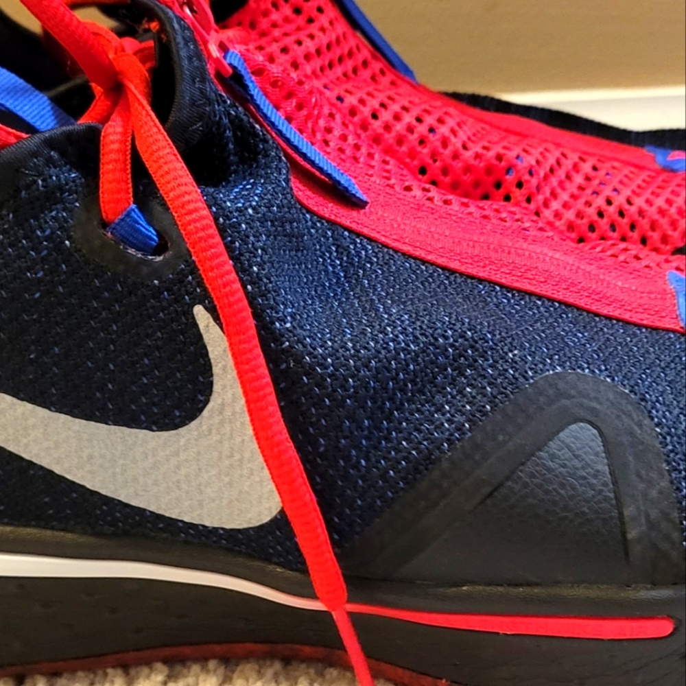 Men's sz.12 Paul George basketball 🏀  shoes